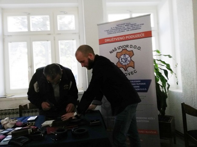 57400148_1052266738305447_5630646118682460160_nC 