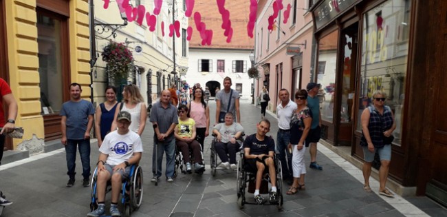IMG-6ef84f78e5c10ed998efb31cb0ec582e-C 
